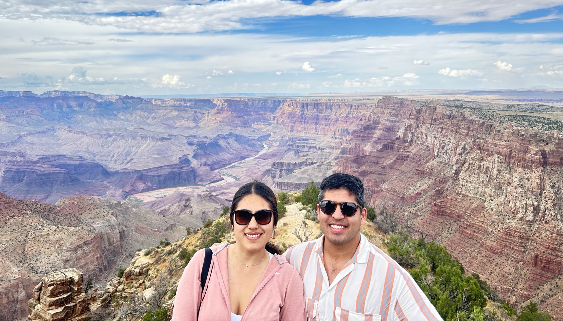Sofía y Diego en el Gran Cañón
